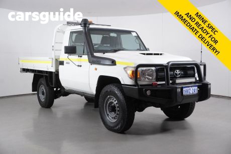 White 2018 Toyota Landcruiser Cab Chassis Workmate (4X4)