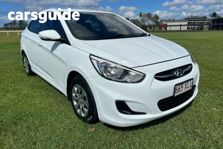White 2017 Hyundai Accent Sedan Sport