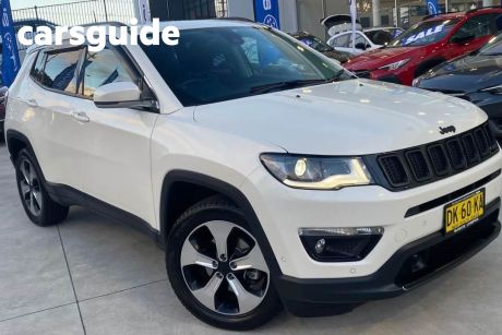 White 2017 Jeep Compass Wagon Limited (4X4)