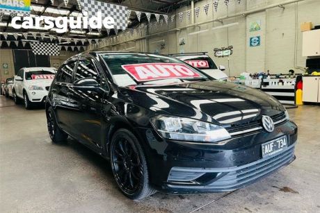 Black 2018 Volkswagen Golf Hatchback 110 TSI