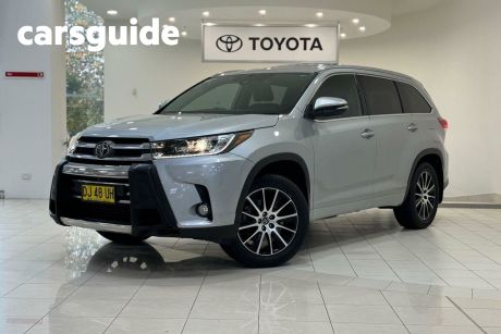 Silver 2019 Toyota Kluger Wagon