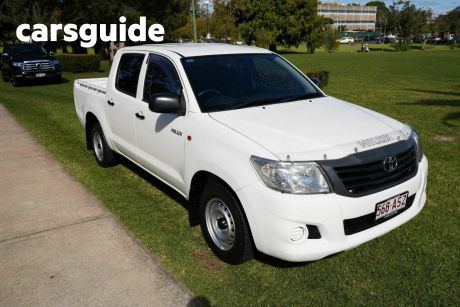 White 2014 Toyota Hilux Dual Cab Pick-up Workmate