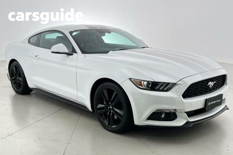 White 2016 Ford Mustang Coupe Fastback 2.3 Gtdi