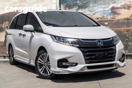White 2019 Honda Odyssey Wagon VTI-L