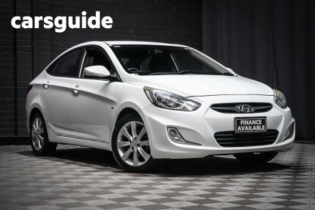 White 2012 Hyundai Accent Sedan Elite