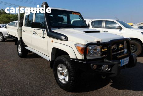 White 2016 Toyota Landcruiser Double Cab Chassis GXL (4X4)