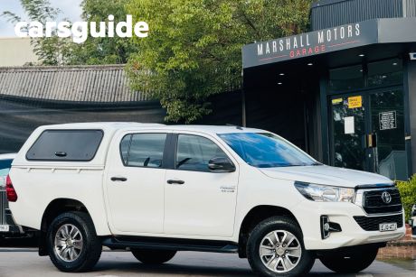 White 2018 Toyota Hilux Dual Cab Utility SR HI-Rider