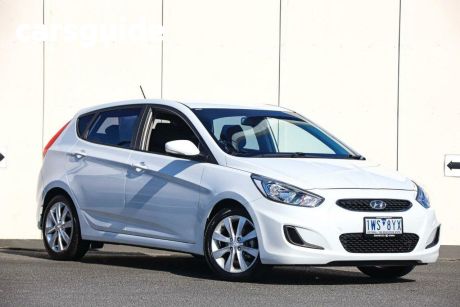 White 2017 Hyundai Accent Hatchback Sport