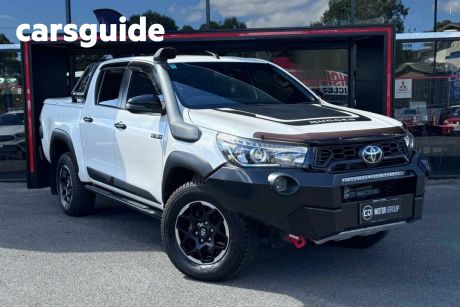 White 2020 Toyota Hilux Double Cab Pick Up Rugged X (4X4)
