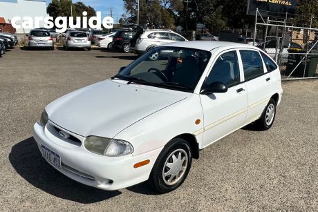 White 1997 Ford Festiva Hatchback GLI