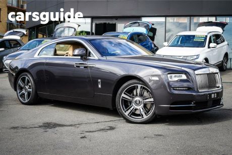 Grey 2018 Rolls-Royce Wraith Coupe