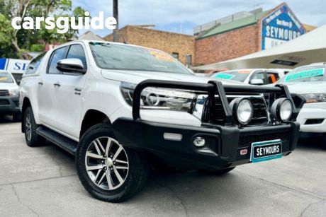 White 2019 Toyota Hilux Ute Tray SR5 Double Cab