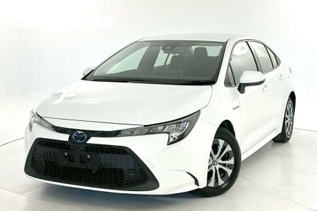 White 2020 Toyota Corolla Sedan Ascent Sport (hybrid)