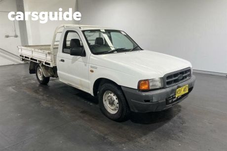 White 1999 Ford Courier Cab Chassis GL