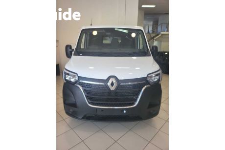White 2023 Renault Master Commercial Pro Low Roof SWB AMT 110kW