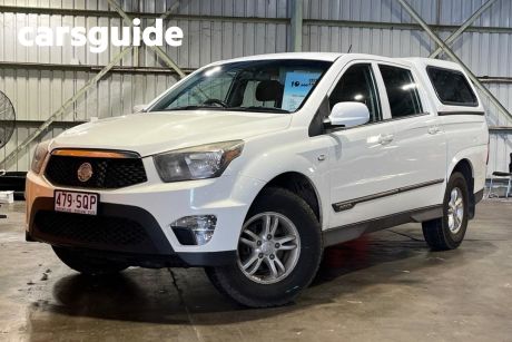 White 2012 Ssangyong Actyon Ute Tray