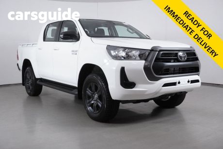 White 2023 Toyota Hilux Double Cab Pick Up SR (4X4)