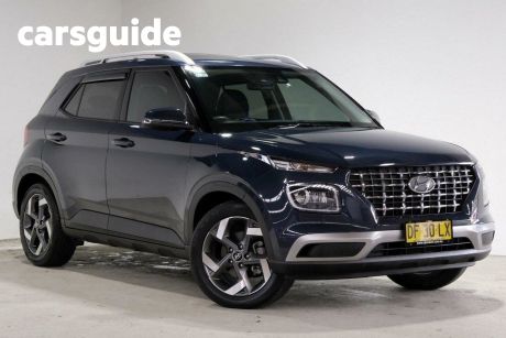 Blue 2021 Hyundai Venue Wagon Elite ((sunroof)