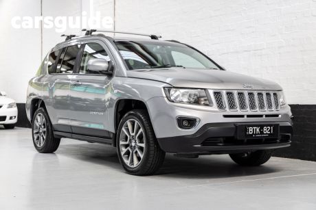 Silver 2014 Jeep Compass Wagon Limited (4X4)