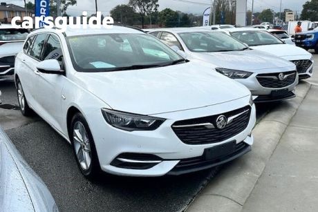 White 2019 Holden Commodore Sportswagon LT