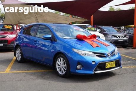Blue 2013 Toyota Corolla Hatchback Ascent Sport
