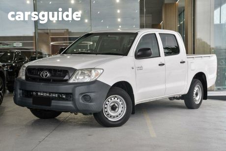 White 2010 Toyota Hilux Dual Cab Pick-up Workmate