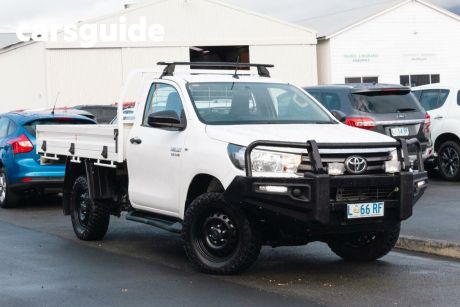 White 2017 Toyota Hilux Cab Chassis SR (4X4)