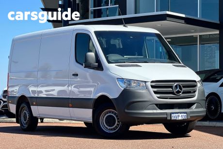 White 2023 Mercedes-Benz Sprinter Commercial 319CDI Low Roof MWB 9G-Tronic RWD