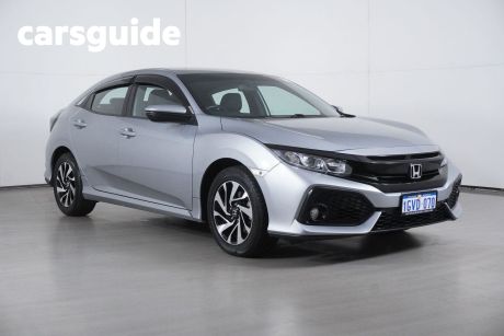 Silver 2019 Honda Civic Hatchback +luxe Limited Edition