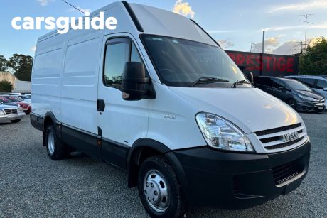 White 2007 Iveco Daily Commercial