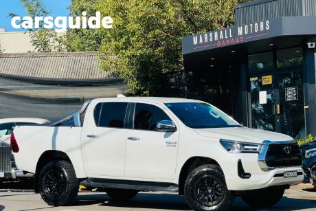White 2022 Toyota Hilux Double Cab Chassis SR5 (4X4)