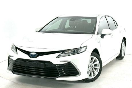 White 2021 Toyota Camry Sedan Ascent Hybrid