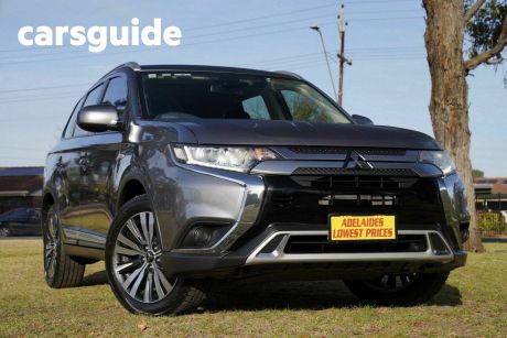 Grey 2019 Mitsubishi Outlander Wagon ES Adas 5 Seat (awd)