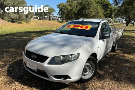 White 2009 Ford Falcon Cab Chassis (LPG)