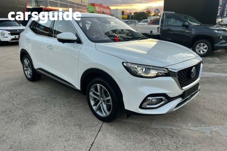 White 2022 MG HS Wagon Essence Anfield Edition