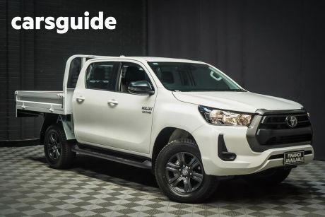 White 2023 Toyota Hilux Ute Tray SR Double Cab
