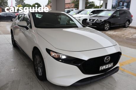 White 2020 Mazda 3 Hatchback G20 Pure