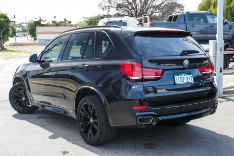 Black 2018 BMW X5 Wagon Xdrive 30D