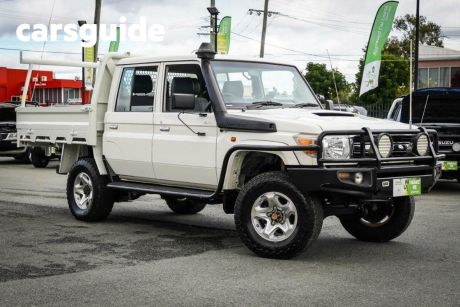 White 2014 Toyota Landcruiser Double Cab Chassis GXL (4X4)