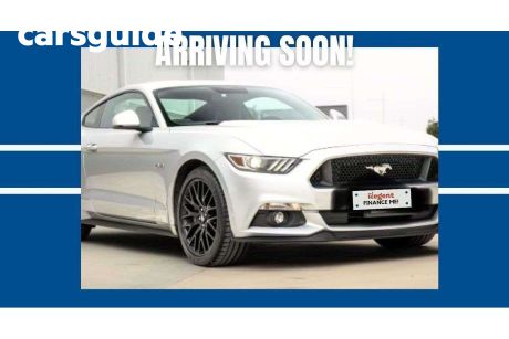 Silver 2017 Ford Mustang Coupe Fastback GT 5.0 V8