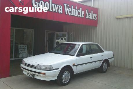 White 1998 Toyota Camry Sedan