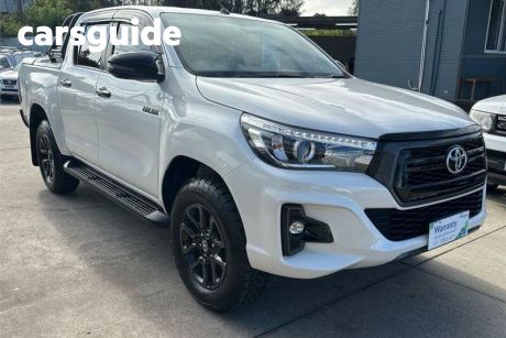 White 2018 Toyota Hilux Double Cab Pick Up Rogue (4X4)