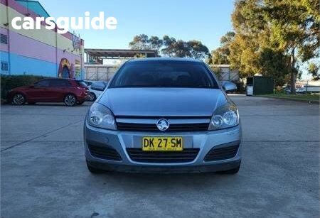 Silver 2005 Holden Astra Hatchback Classic