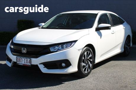 White 2018 Honda Civic Sedan VTI-SL (luxe) Limited Edition