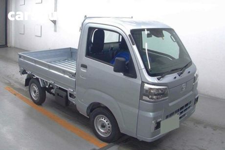 Silver 2022 Daihatsu Hijet OtherCar Truck 4WD Standard