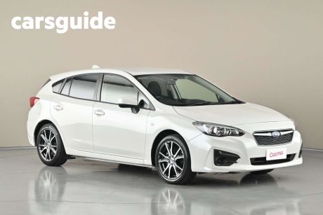 White 2018 Subaru Impreza Hatchback 2.0I (awd)