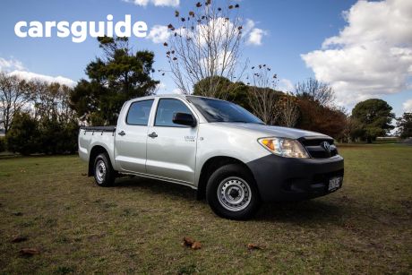 Silver 2006 Toyota Hilux Dual Cab Pick-up Workmate