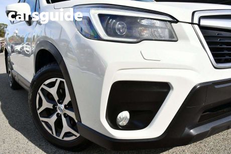 White 2021 Subaru Forester Wagon 2.5I (awd)