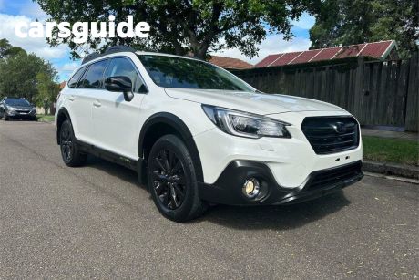 White 2019 Subaru Outback Wagon 2.5I Premium AWD