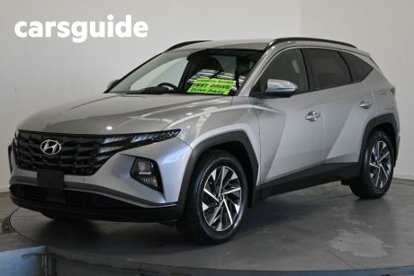 Silver 2022 Hyundai Tucson Wagon Elite (awd)